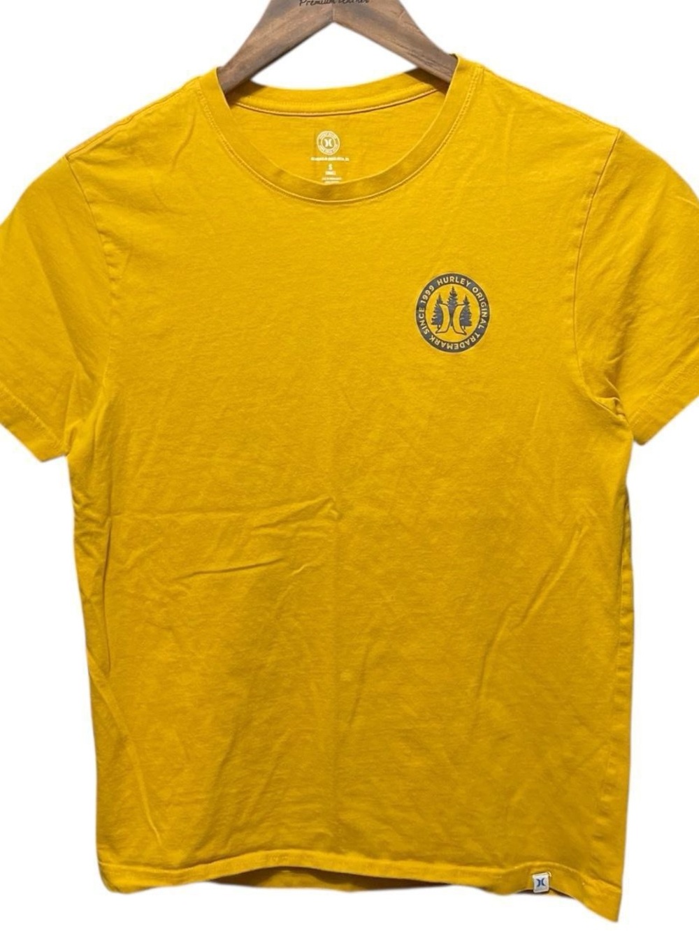 Hurley original trademark since 1999 back mountain graphic skate skater T-Shirt
